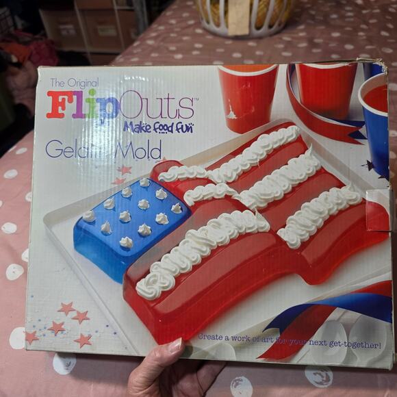 Flip out jello mold American flag desert set includes tray to flip on and serve - Picture 7 of 12